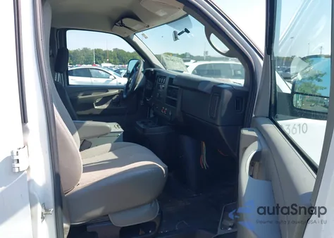 2014 Chevrolet Express 2500 Work Van из США, поврежденный, VIN 1GCWGFCA7E1198171